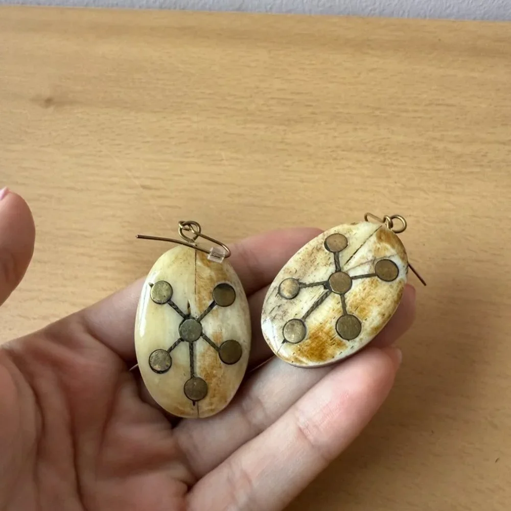 LARGE OVAL FAUX BONE GOLD TONE ACCENTS STATEMENT EARRINGS